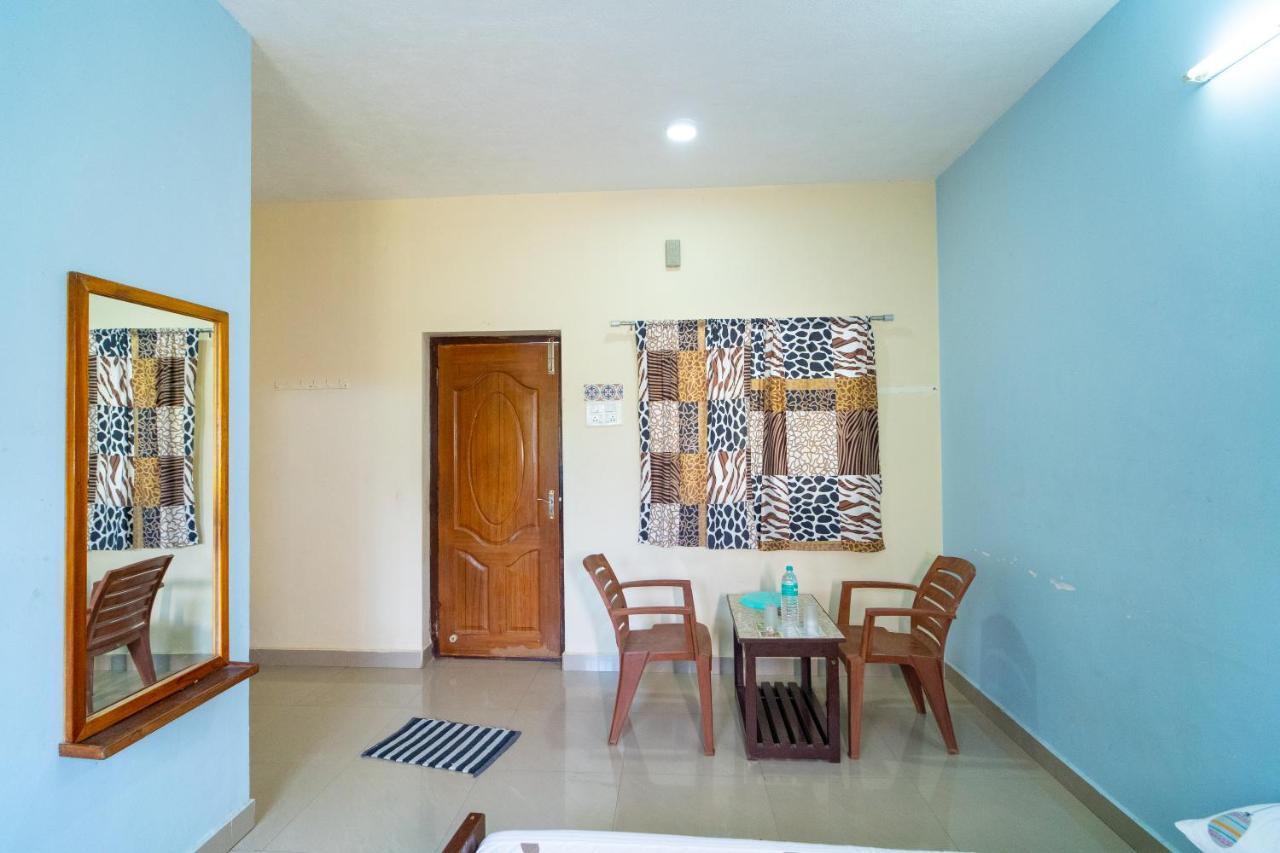 Dwaraka Residency Hotel Mahabalipuram Exterior photo