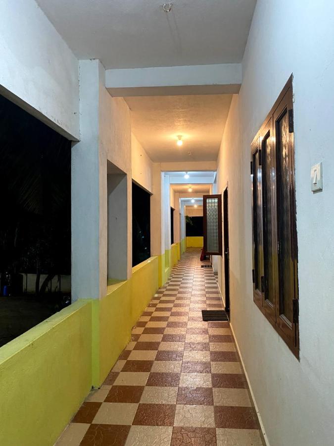 Dwaraka Residency Hotel Mahabalipuram Exterior photo