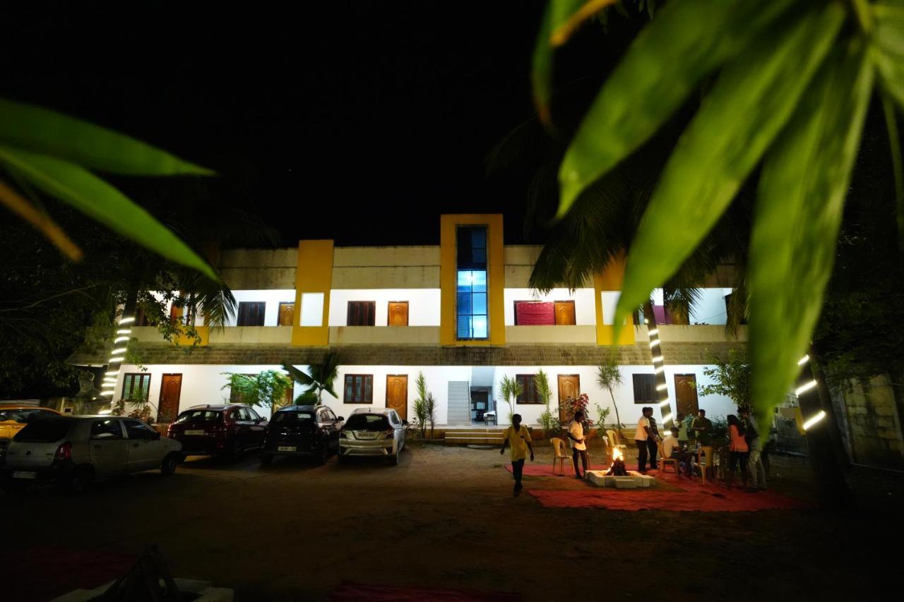Dwaraka Residency Hotel Mahabalipuram Exterior photo