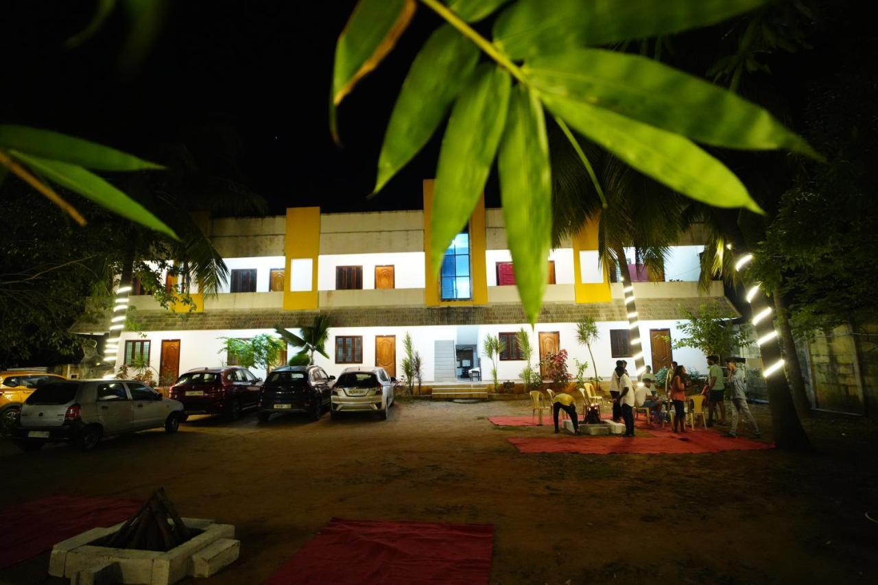 Dwaraka Residency Hotel Mahabalipuram Exterior photo