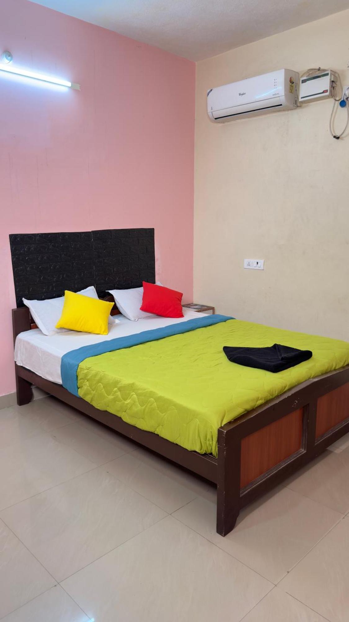Dwaraka Residency Hotel Mahabalipuram Exterior photo