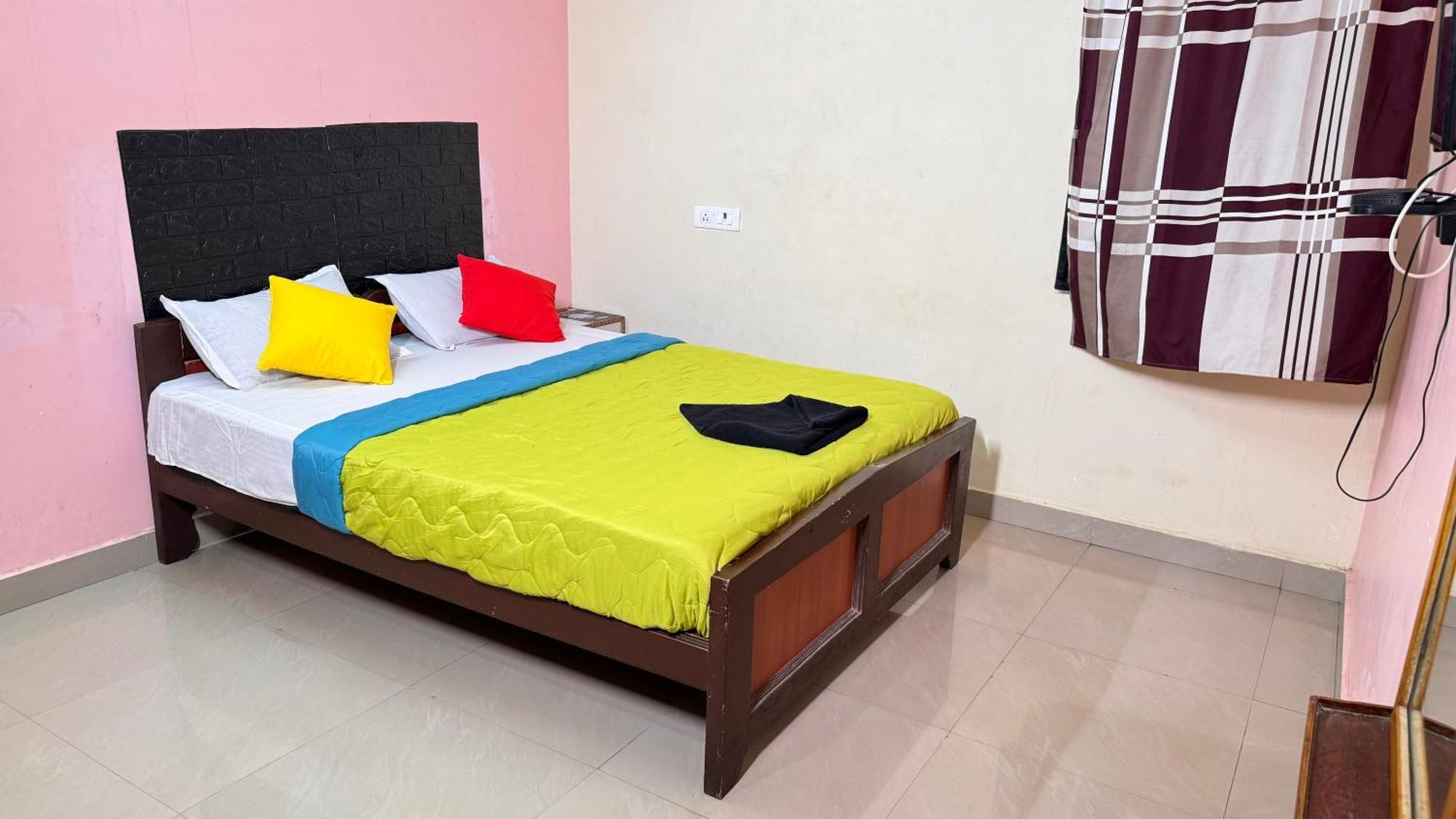 Dwaraka Residency Hotel Mahabalipuram Exterior photo