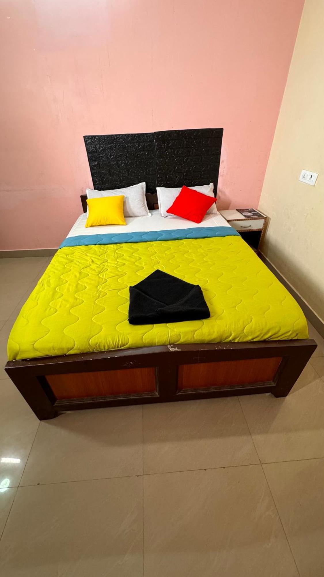 Dwaraka Residency Hotel Mahabalipuram Exterior photo