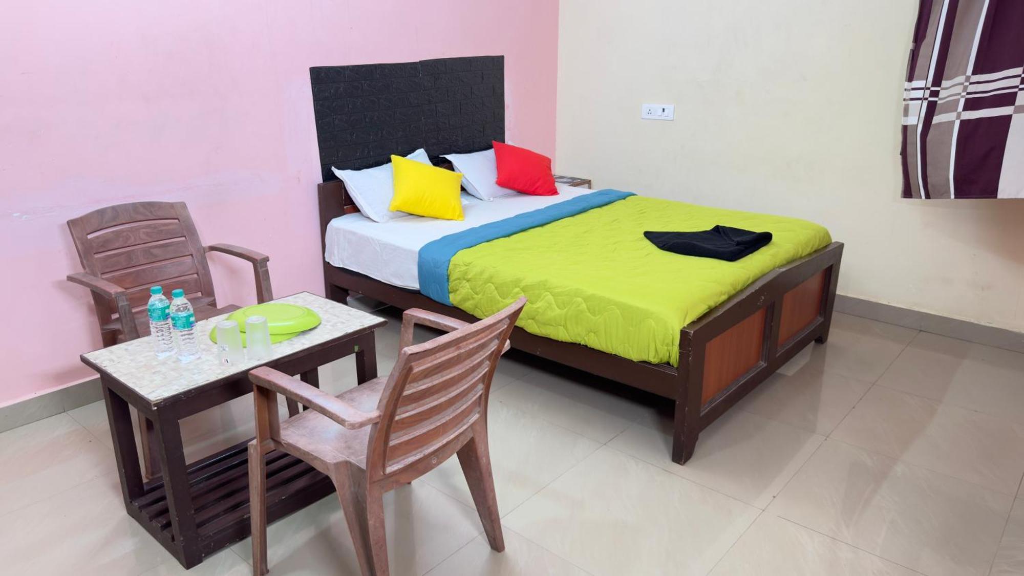 Dwaraka Residency Hotel Mahabalipuram Exterior photo