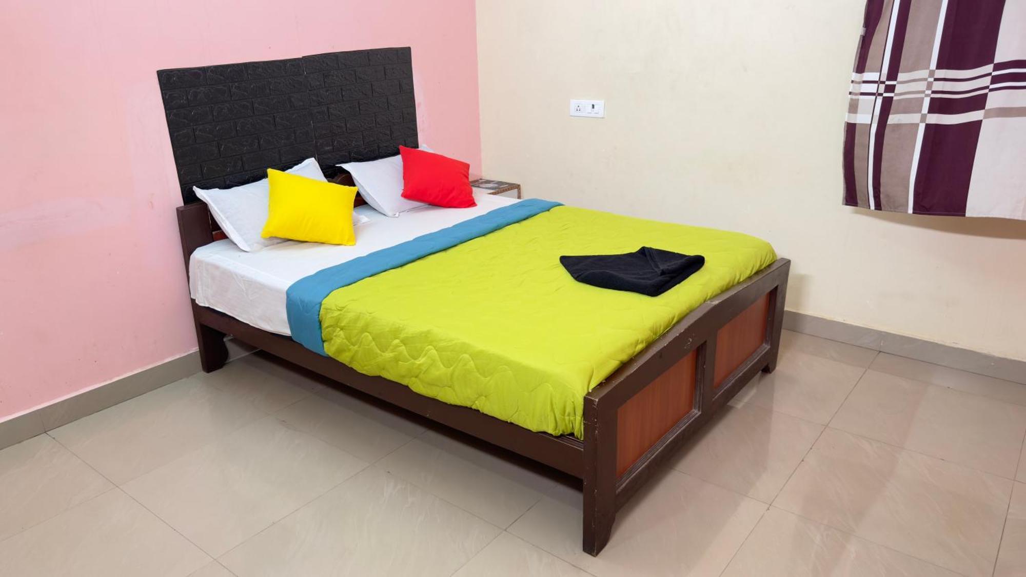 Dwaraka Residency Hotel Mahabalipuram Exterior photo